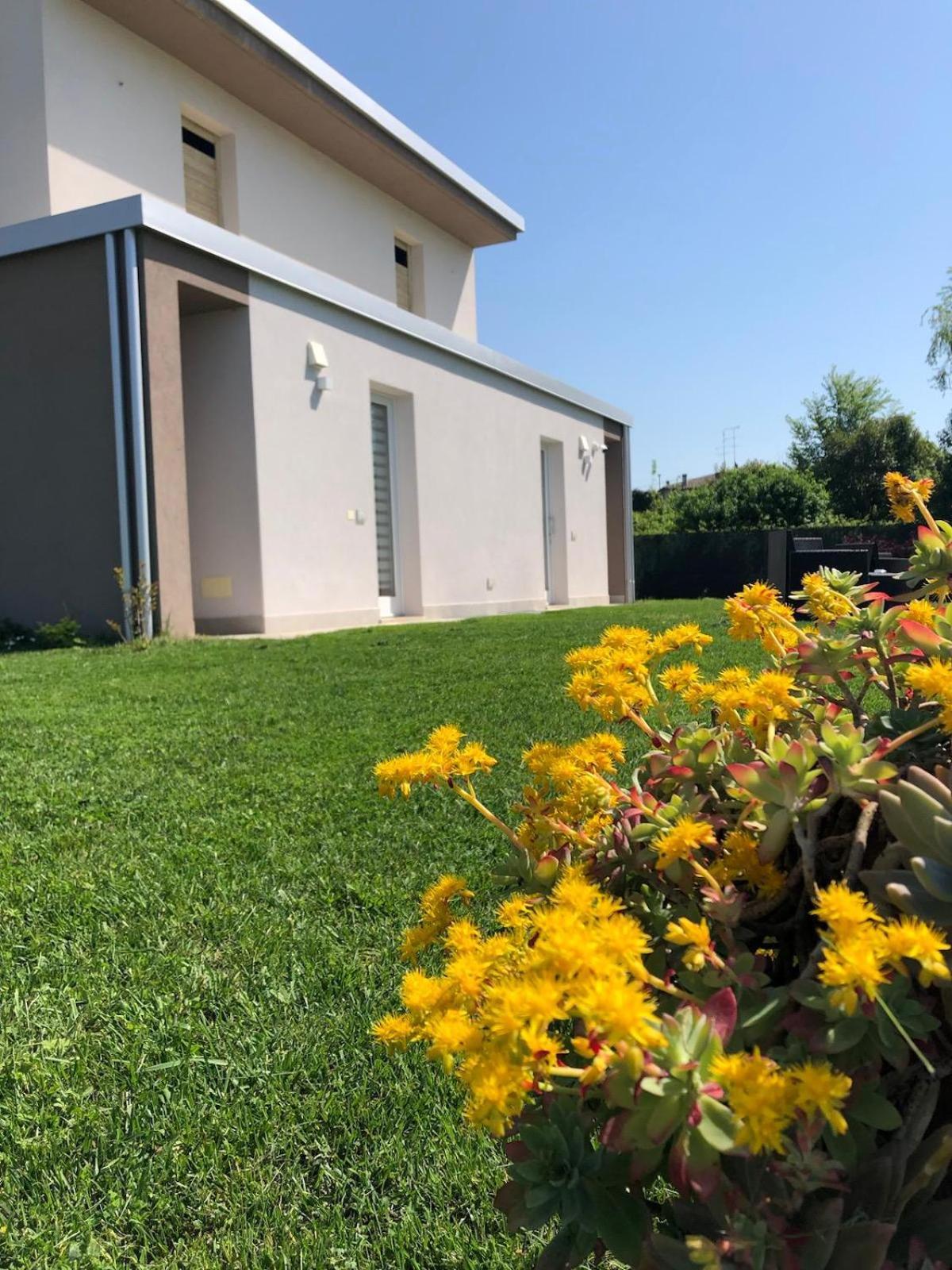 ホテル I Broletti Del Garda Pacengo Di Lazise エクステリア 写真